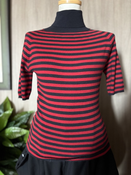 Celine turtle neck cashmere knit 