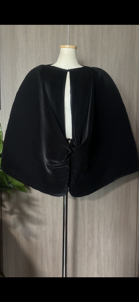 Gianfranco Ferre black top